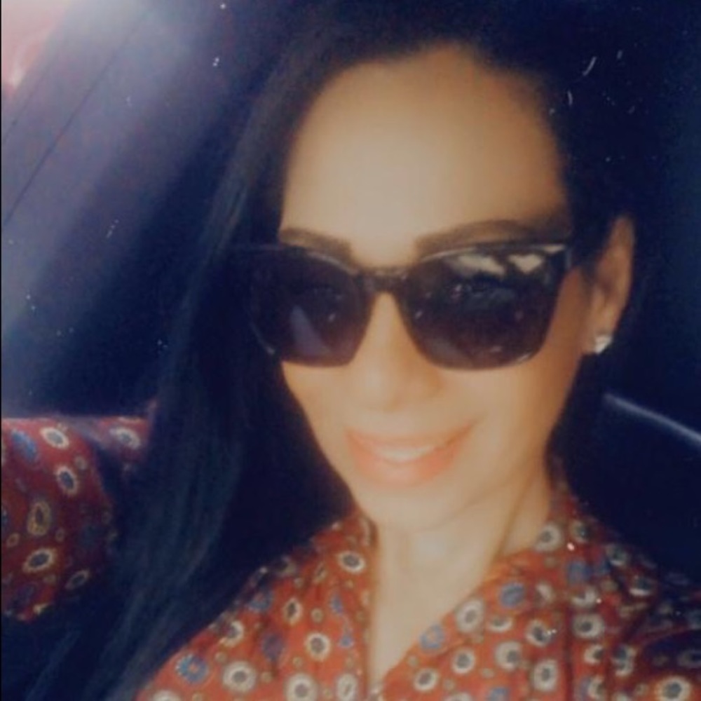 Meet your Posher, Zeni